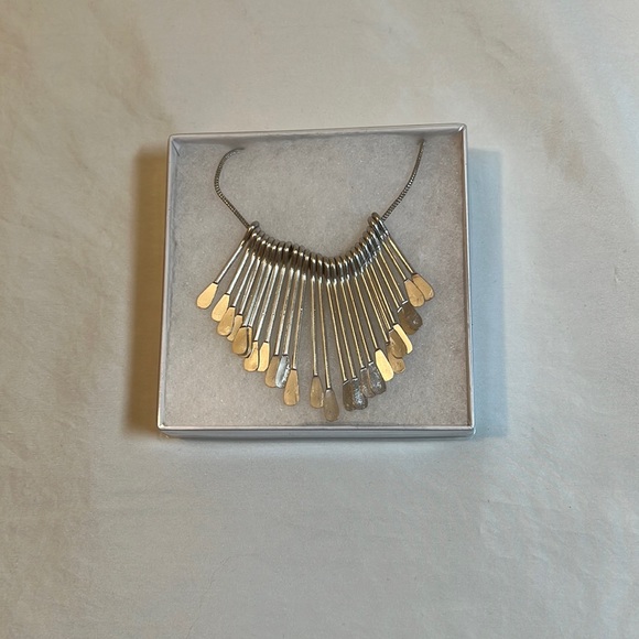 ZAD Silver Tone Long Necklace w Extension Chain NWT - Picture 4 of 7